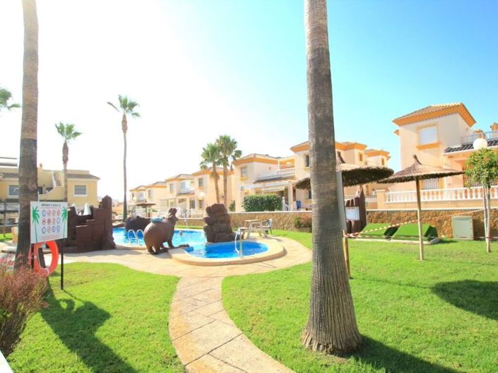 Image No.27-3 Bed Townhouse for sale