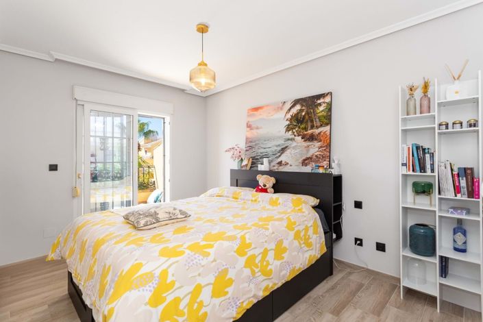 Image No.18-3 Bed Villa for sale