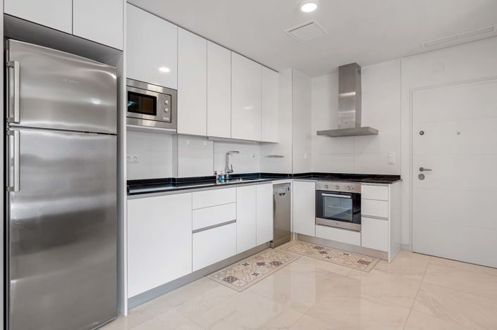 Image No.7-2 Bed Apartment for sale