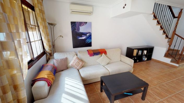 Image No.3-2 Bed Townhouse for sale