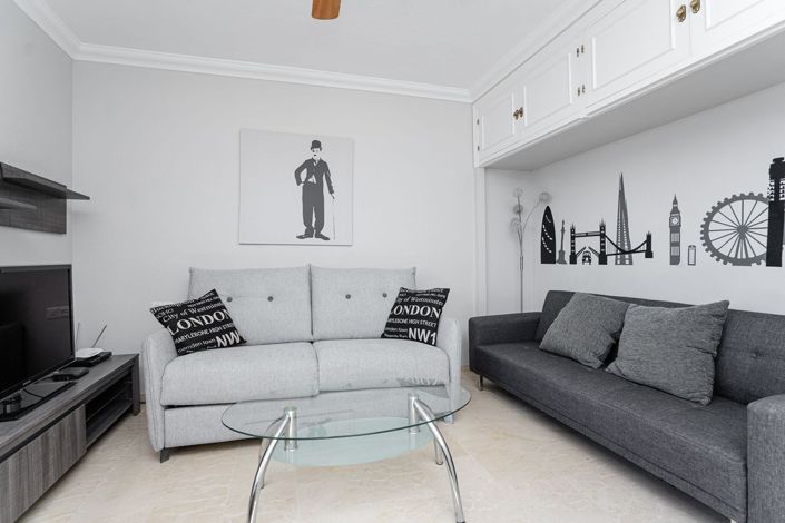 Image No.20-4 Bed Property for sale