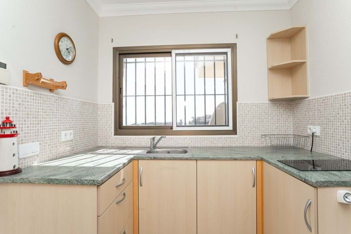 Image No.47-4 Bed Property for sale