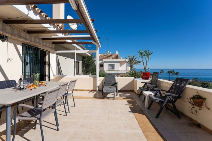 Image No.8-4 Bed Property for sale