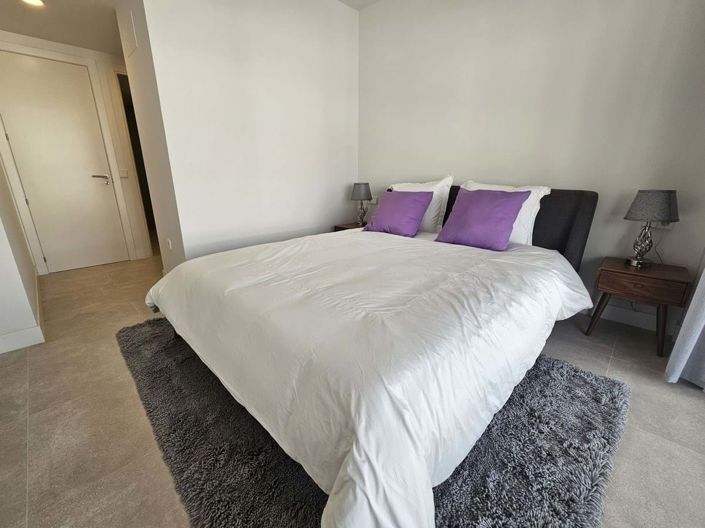 Image No.16-3 Bed Townhouse for sale