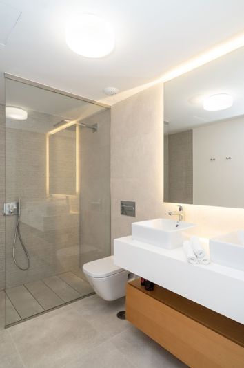 Image No.17-3 Bed Townhouse for sale