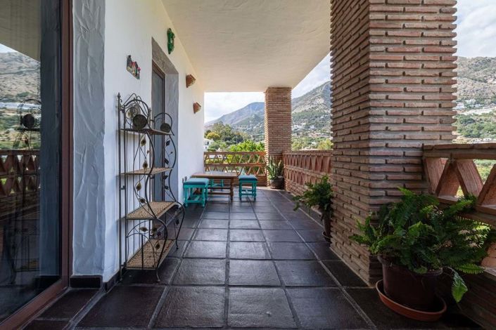 Image No.18-4 Bed Villa for sale