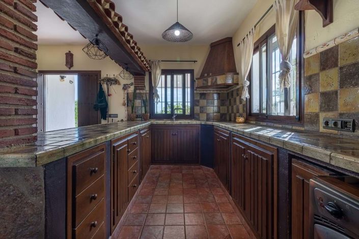 Image No.20-4 Bed Villa for sale