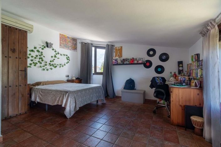 Image No.29-4 Bed Villa for sale