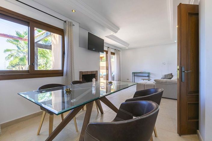 Image No.10-5 Bed Townhouse for sale