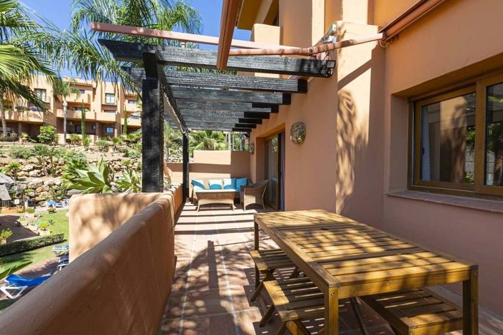 Image No.7-5 Bed Townhouse for sale