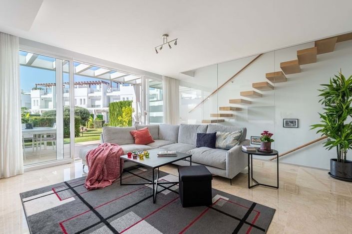 Image No.2-3 Bed Townhouse for sale