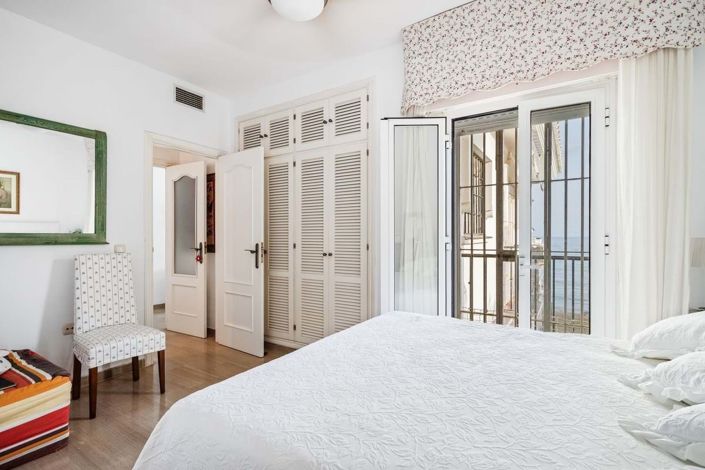 Image No.15-3 Bed Apartment for sale