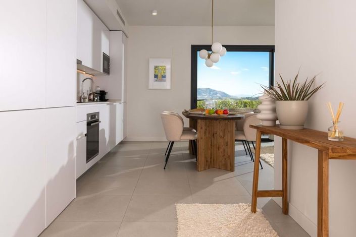 Image No.8-3 Bed Apartment for sale