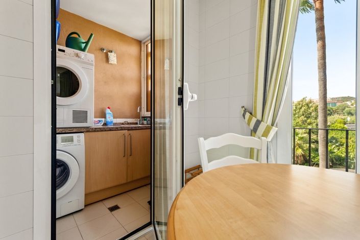 Image No.15-3 Bed Apartment for sale