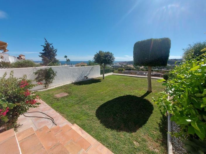 Image No.25-3 Bed Townhouse for sale