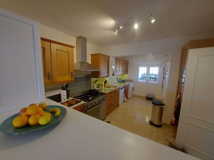 Image No.9-3 Bed Townhouse for sale