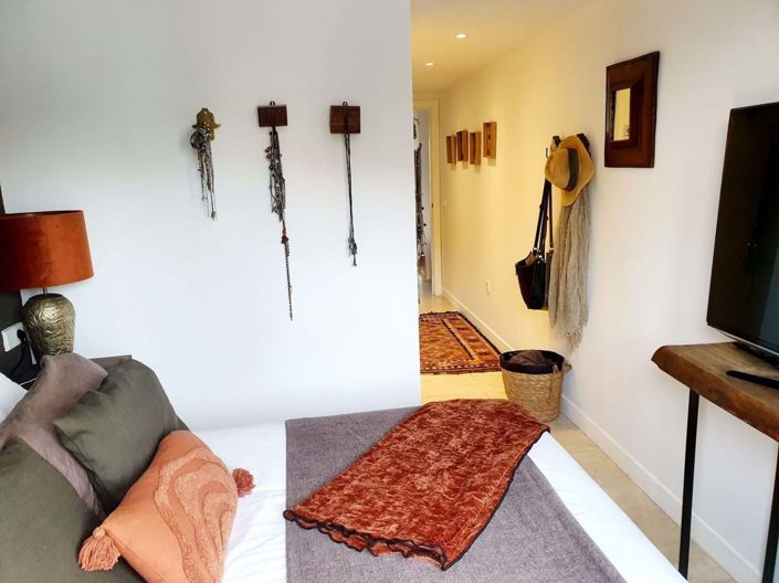 Image No.13-2 Bed Apartment for sale