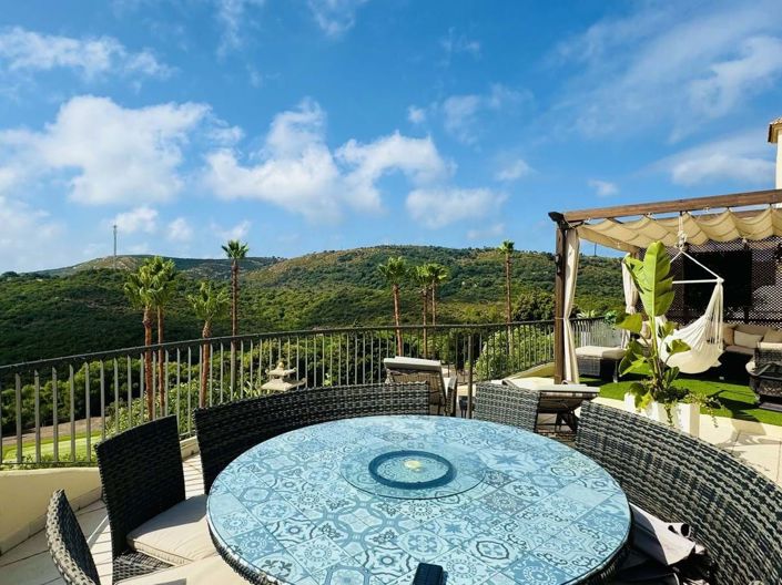 Image No.10-3 Bed Apartment for sale