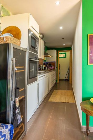 Image No.17-4 Bed Apartment for sale