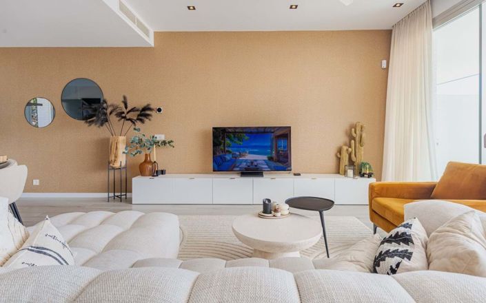 Image No.11-3 Bed Townhouse for sale