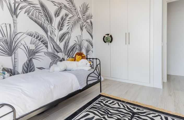 Image No.19-3 Bed Townhouse for sale