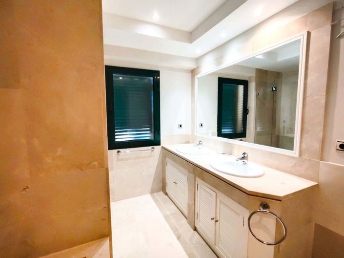 Image No.23-2 Bed Penthouse for sale