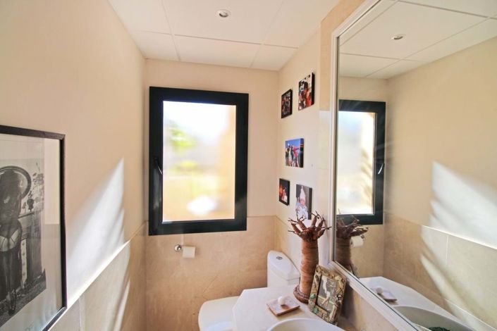 Image No.31-2 Bed Penthouse for sale