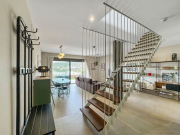 1447-528251-78d1f4f8b6655591b02d22fabb36a692d