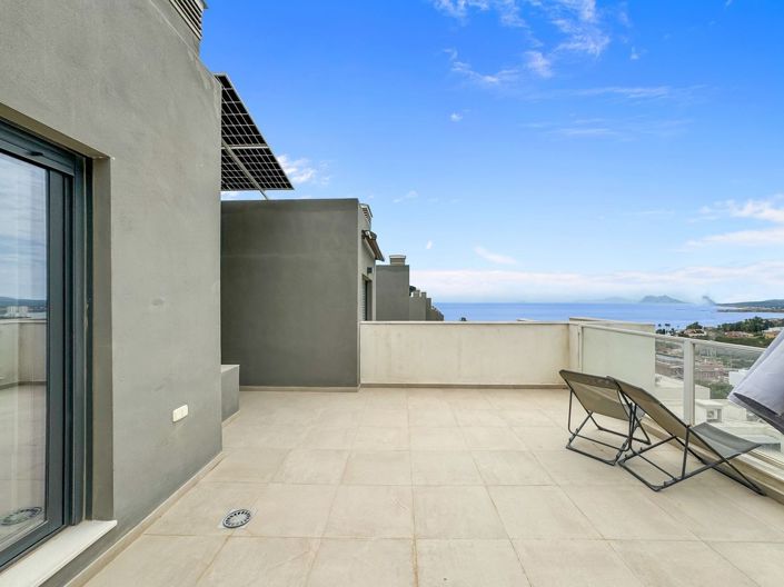 Image No.35-4 Bed Townhouse for sale