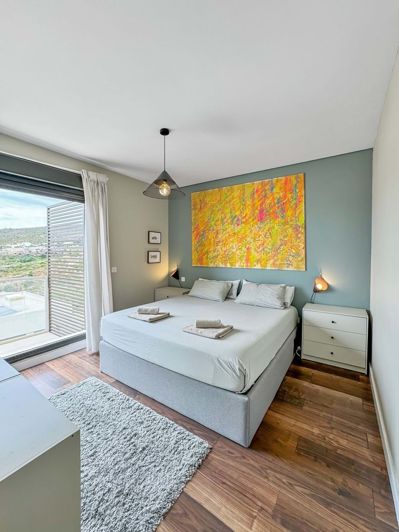 Image No.50-4 Bed Townhouse for sale