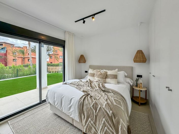 Image No.19-2 Bed Apartment for sale