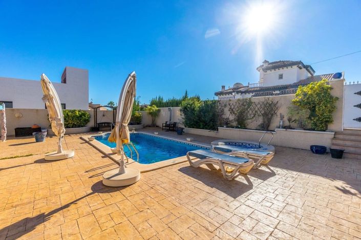 Image No.25-3 Bed Villa for sale