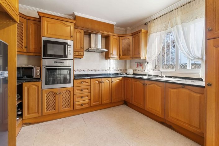 Image No.7-3 Bed Villa for sale