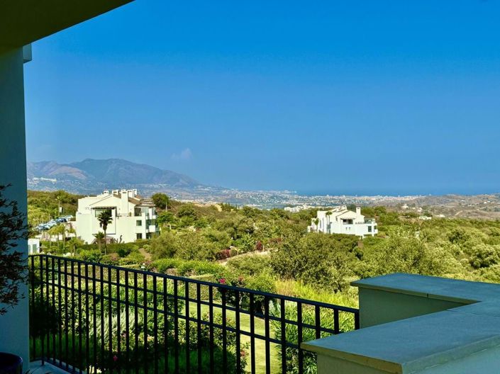 Image No.1-3 Bed Apartment for sale