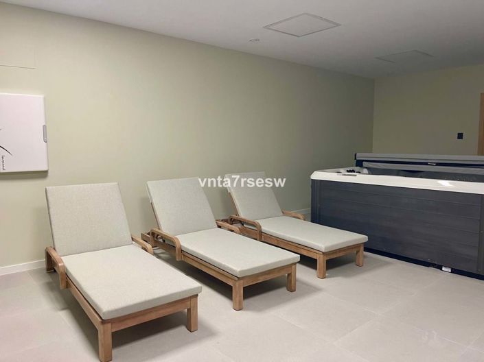 Image No.41-3 Bed Townhouse for sale