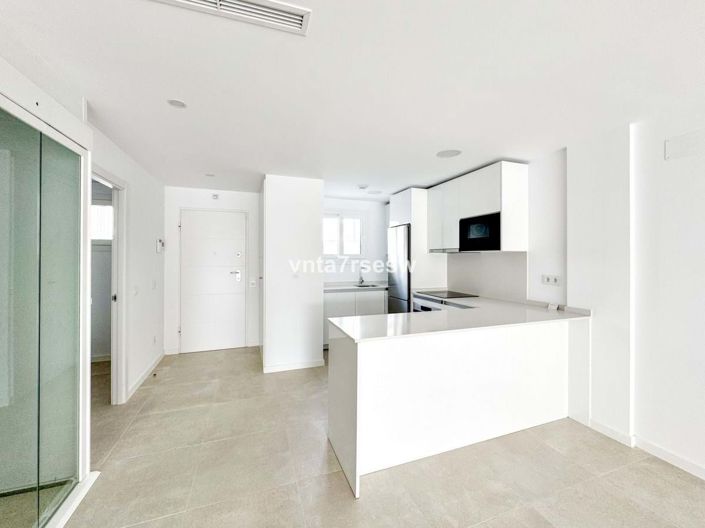 Image No.7-3 Bed Townhouse for sale