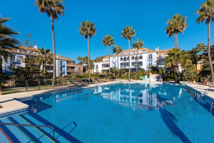 Image No.21-3 Bed Apartment for sale