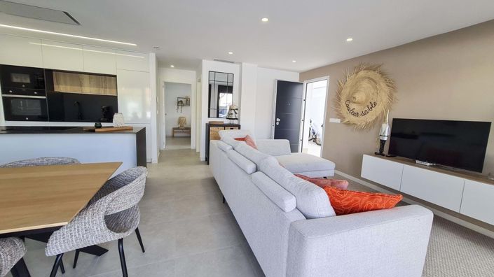 Image No.4-3 Bed Villa for sale