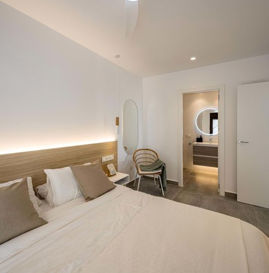 Image No.12-2 Bed Bungalow for sale