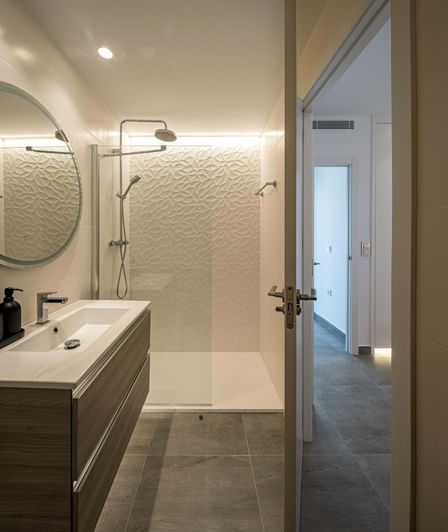 Image No.17-2 Bed Bungalow for sale