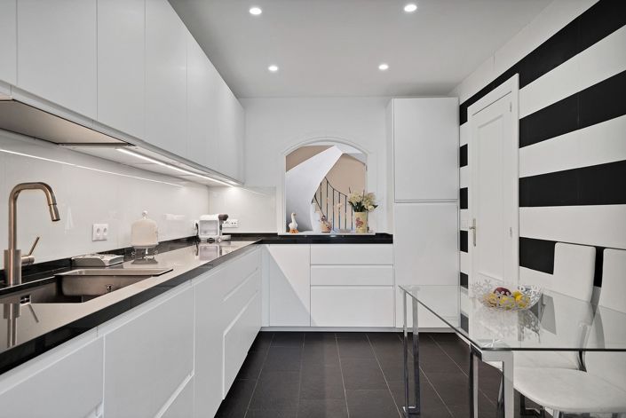 Image No.27-3 Bed Townhouse for sale