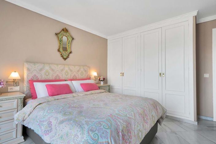 Image No.57-3 Bed Townhouse for sale