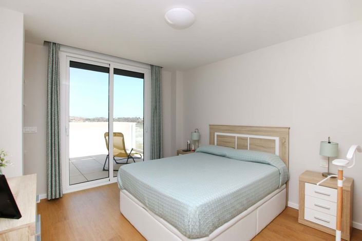 Image No.50-3 Bed Apartment for sale