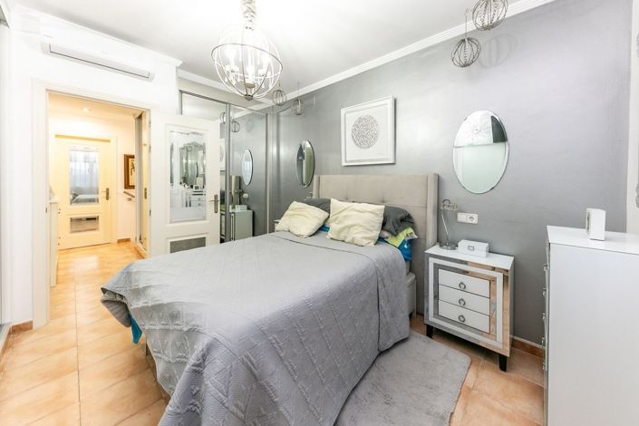 Image No.19-3 Bed Townhouse for sale