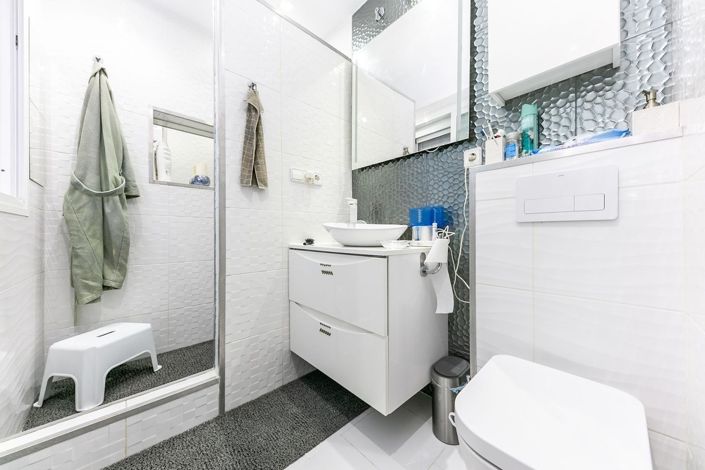 Image No.20-3 Bed Townhouse for sale