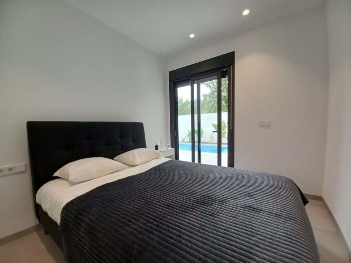 Image No.13-3 Bed Villa for sale