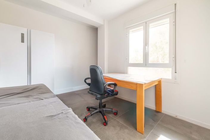 Image No.14-3 Bed Apartment for sale