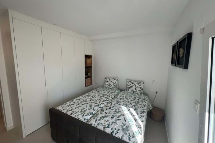 Image No.11-2 Bed Apartment for sale