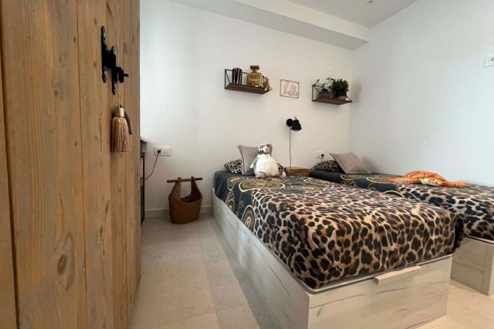 Image No.13-2 Bed Apartment for sale