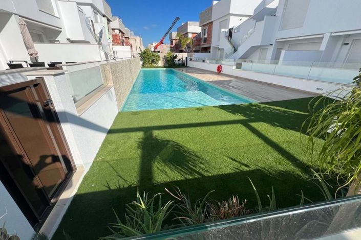 Image No.18-2 Bed Apartment for sale